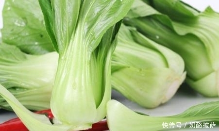 身体|冬天到了,不妨每天吃一盘此菜,消除便秘,给身体做个大扫除