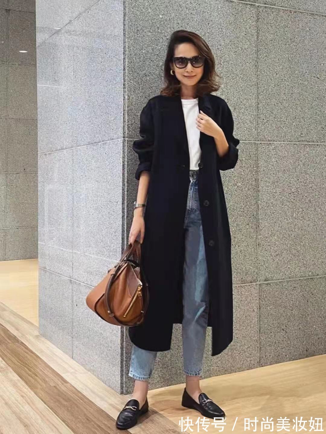 整体造型|40+的女人,“大衣+裤装”怎么搭才时髦?教你百搭公式,高级大气