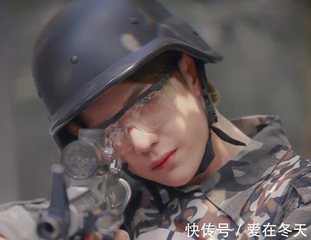 cctv6|王一博粉絲的神評論,登上央視,贊這才是偶像和粉絲的良性互動