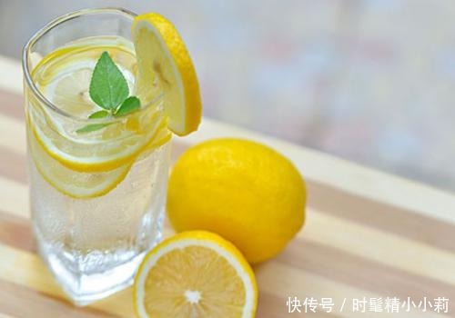 花漾精选:养成这3个护肤习惯,无论是哪个年龄段都可以光彩照人!