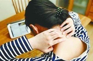 不良习惯|颈椎病怎么办，每天躺床上“吊脖子”，轻松简单，2天就出现效果