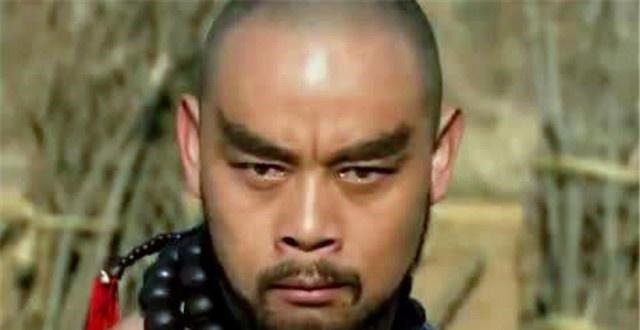 水浒传#鲁智深在梁山见到林冲时问了一句话,林冲的回答让两人从此决裂!