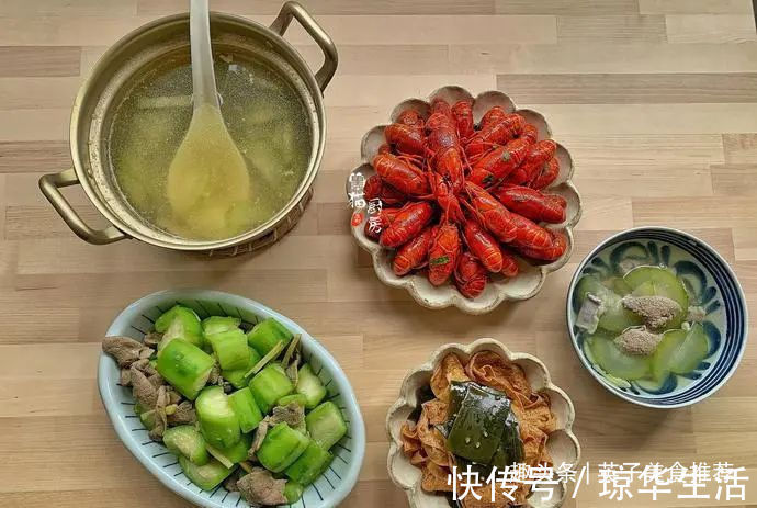瘦肉汤|广东一家三口一周晚餐,走红朋友圈,网友:一个月伙食费够吗?