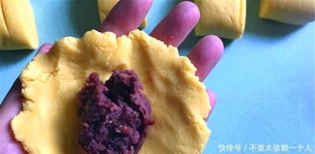 不蒸不烤不煮,玉米面加鸡蛋,竟然比包子还美味