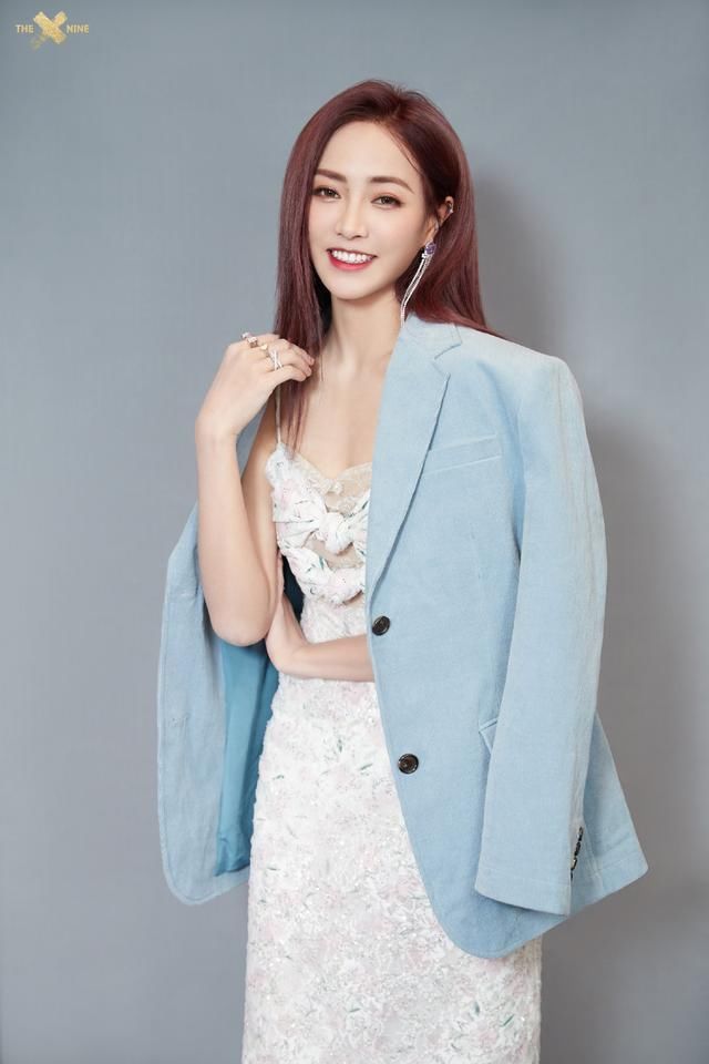 女团|THE9发布会造型大曝光,九位团员造型各异都好飒,这个女团值得粉