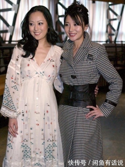 碎花|章小蕙有名媛气质,穿碎花“大妈裙”也不俗气,看着不像快60的人