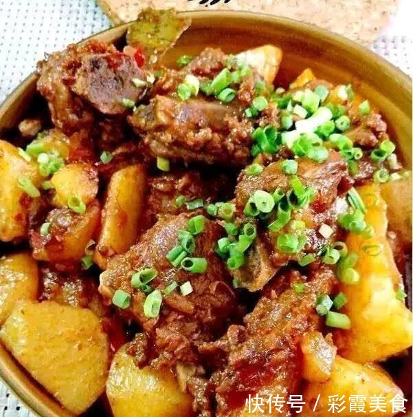 洗净|美食推荐酸辣肉丝,土豆烧排骨,芹菜炒猪肉,红烧羊肉的做法