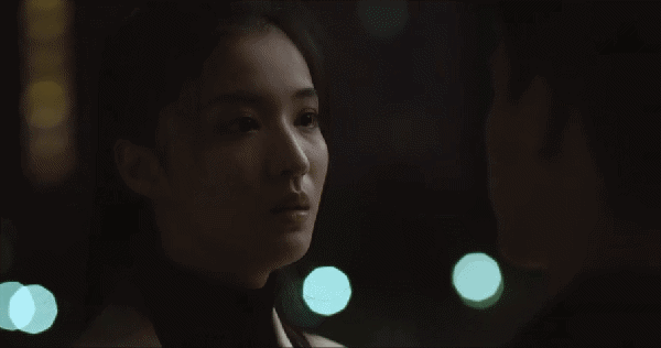 尹昉|《你好！母亲大人》首播：尹昉表现不俗，董洁病态妆加分，但突兀