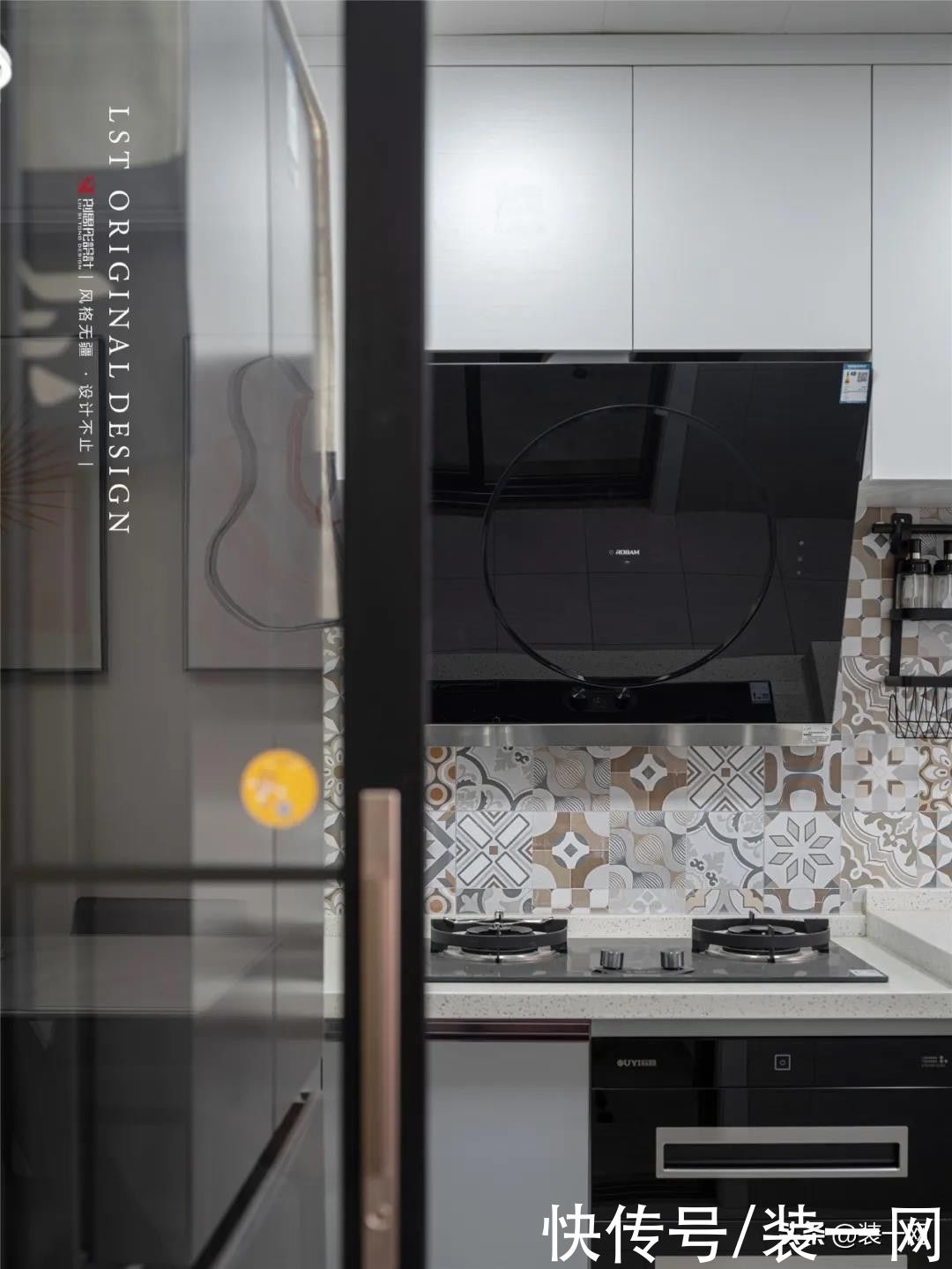 客餐厅|刘思彤设计｜119平三居室装修案例赏析 想要的设计全都有