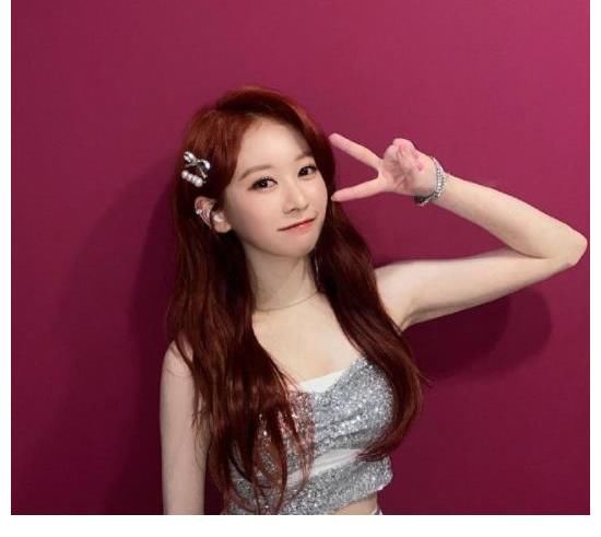 沈小婷從C位掉到16名，外國人也覺得離譜，明白這節(jié)目為啥挨罵了