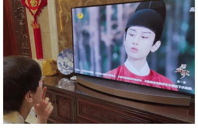 与君歌|《与君歌》首播告捷,一星评价却不少,其中不少是《琉璃》粉丝?