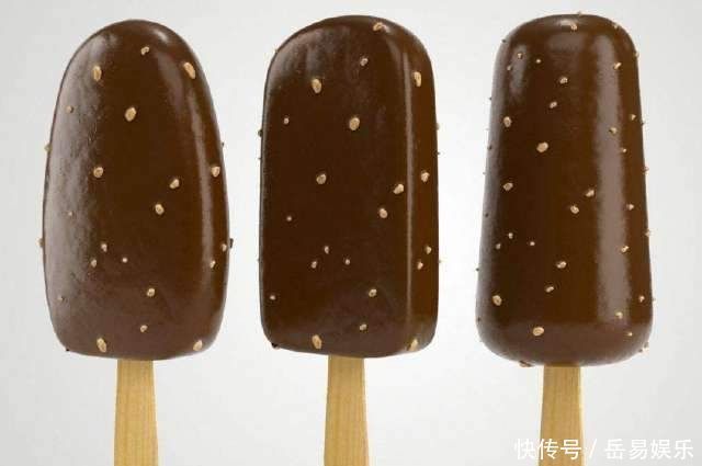 如果你在沙漠快渴死,出现了4种雪糕,我赌全部财产都会选第二个