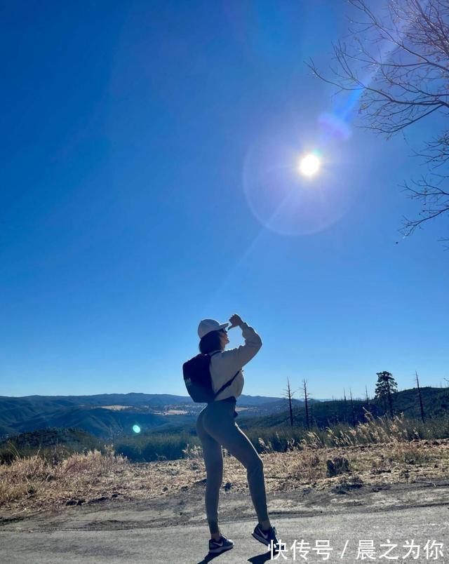 动作|美国私人教练，欧美括号臀搭配键盘式的腹肌，真美！如何练同款？