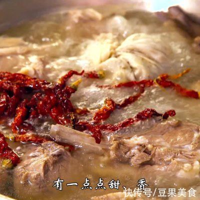 羊肉|铁锅羊肉，秋季温补，西北汉子就爱大口吃肉