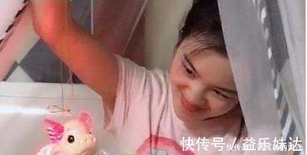 宝宝|小姨带娃的路子有多野？看完这几张图，网友：这届小姨跟宝宝有仇