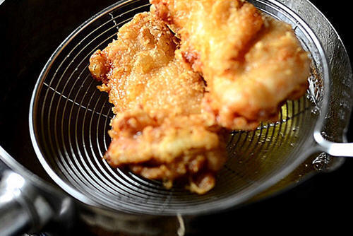 上瘾的椒麻炸鸡，怎么吃也吃不够！学会了自己做，吃起来更方便~