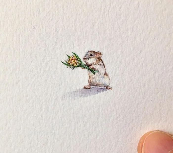 绘画！她是3个孩子的妈，做全职主妇后用指甲般大小的迷你画，人生一路开挂！