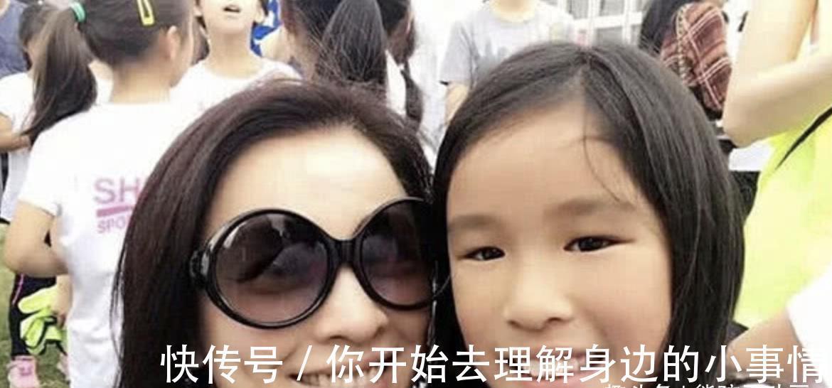 女孩|8岁女孩打碎同学眼镜,妈妈不以为然,看到发票后瞬间怒了