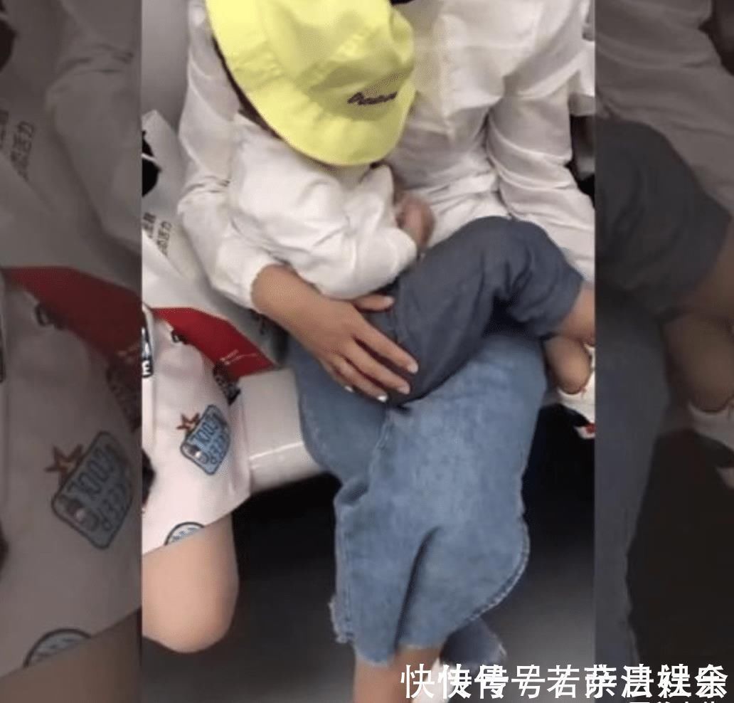 地铁|地铁上,妈妈抱孩子的动作火了,网友:教养无关贫富,体现在生活