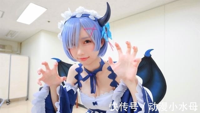 空地上|漫展上遭遇投食你知道正确的应对方法是什么吗?当面丢掉可不行哦