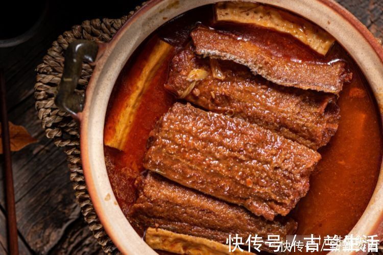 蚝油不是“万能提鲜油”,牢记“3不用3不吃”,做菜别再用错了