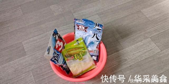 钓鲤鱼不需要太多料混合,配对这两种料,一年都不用换了