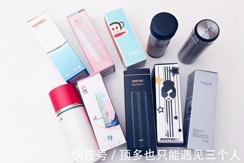 家长|保温杯成夺命杯,倒出的热水变毒水,家长速查家里有的赶紧丢掉