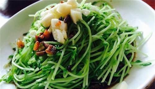 抗衰|想长寿得会吃,推荐吃3种蔬菜,增强体质,排毒抗衰,早吃早好