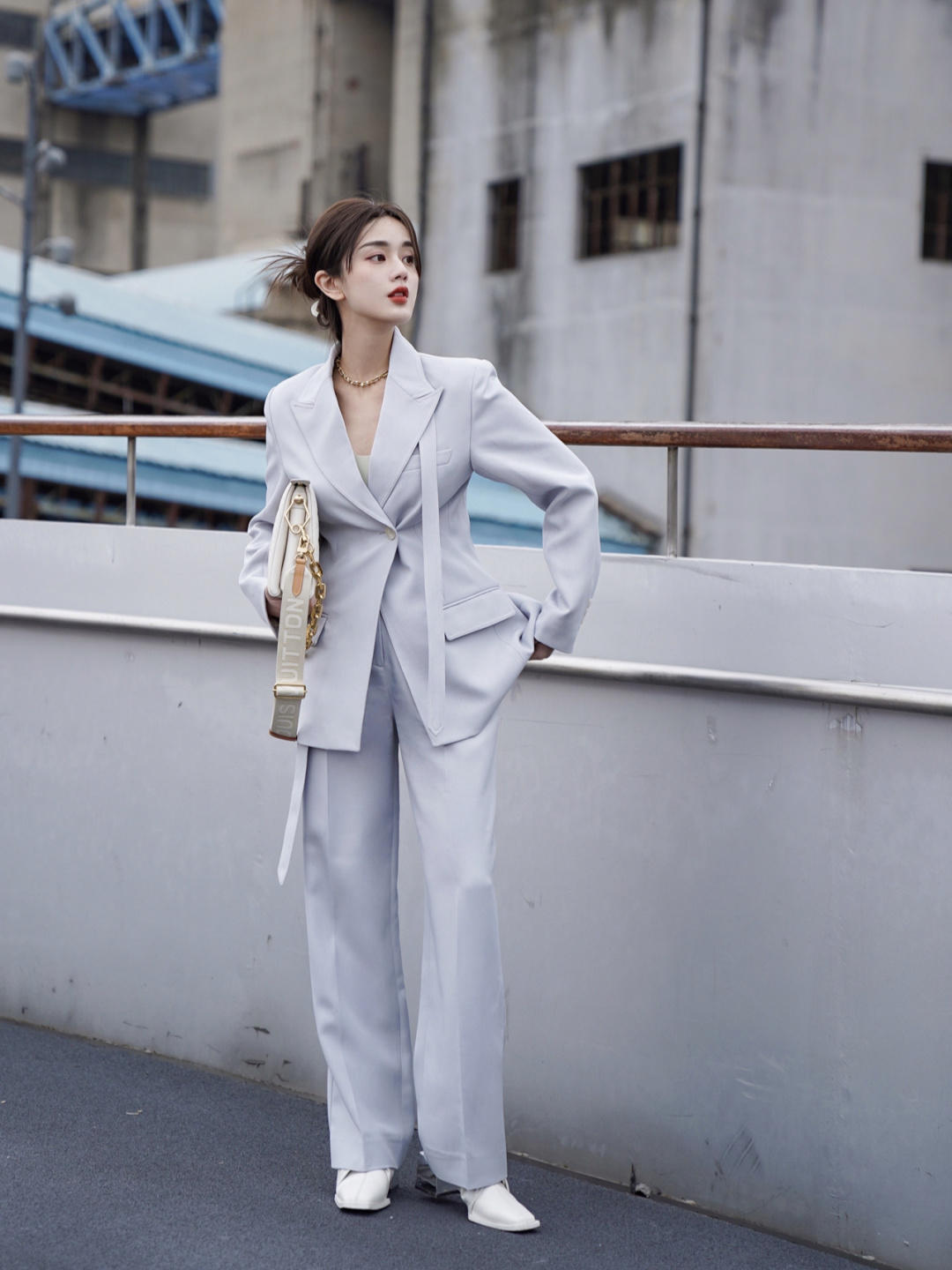 都市丽人|这些才是“西装”的高级穿法,知性干练又有格调,谁穿谁美