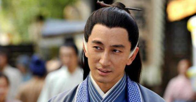 皇后|此女3岁时父亲亡故，相士说命带桃花母仪天下，日后果真应验