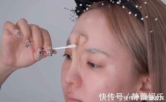 小姐姐|化妆大佬要将自己倒过来,开始:什么鬼?最后:受我一拜!