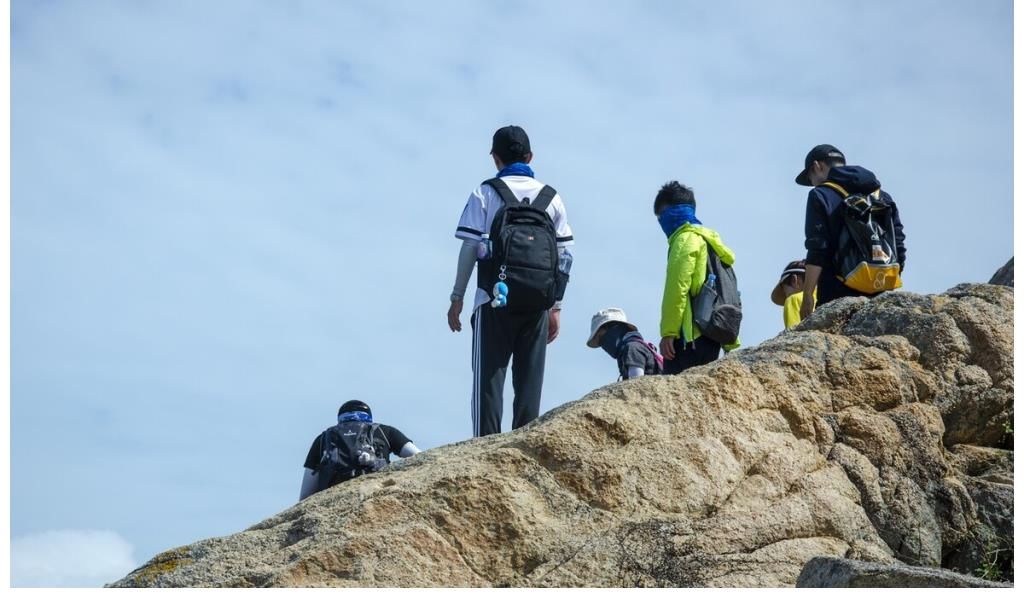 浓茶|骨质疏松的“加速器”不止浓茶,骨科医生呼吁:“2绿1白”要少吃