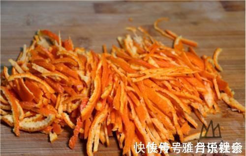 实用|橘子皮加生姜,解决了很多人的烦恼,省钱又实用,作用太厉害了!