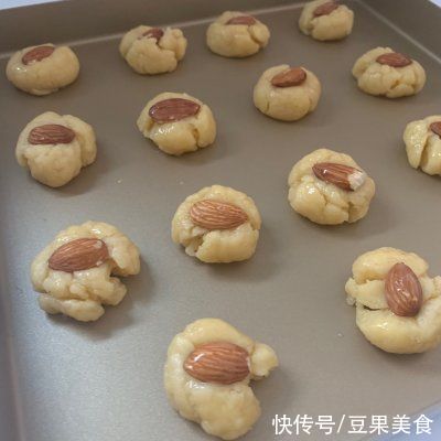过年点心??巨简单杏仁桃酥??搅一搅就搞定