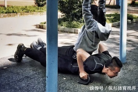 俯卧撑|一口气能做“30个俯卧撑”的男性,多半会是这3类人,希望你也给力