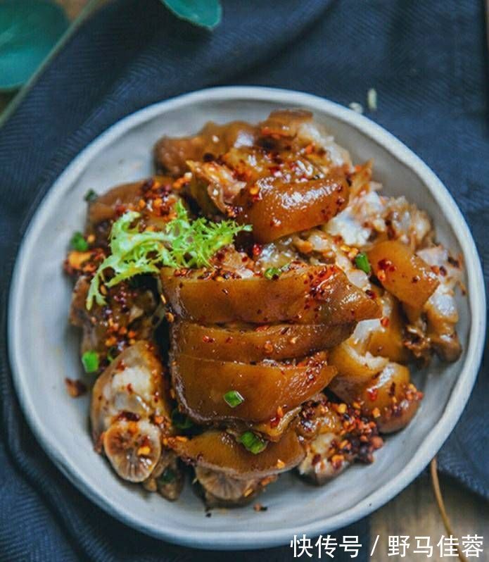 我会教你怎么在家常菜吃饭,做起来很容易,所以你不需要去餐馆