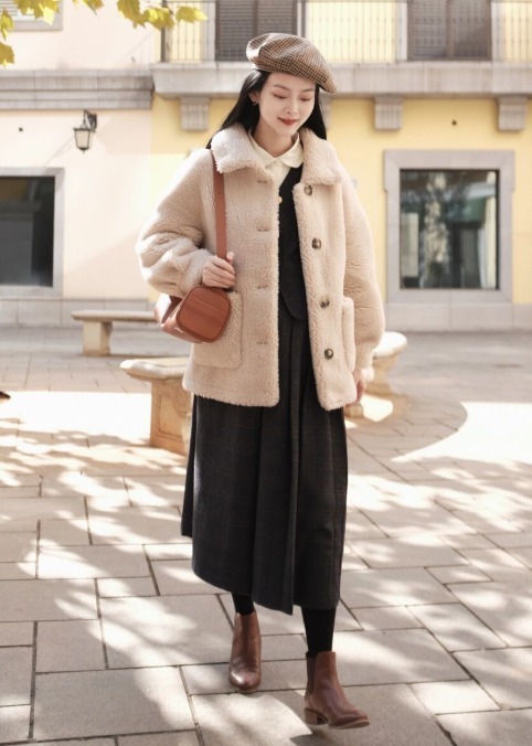 裙装 适合成熟女性的大衣穿搭示范,雅致减龄,看起来简单且体面