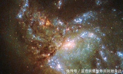 星系碰撞融 天文望远镜拍到2亿光年外的星系碰撞，银河系也会有同样的命运