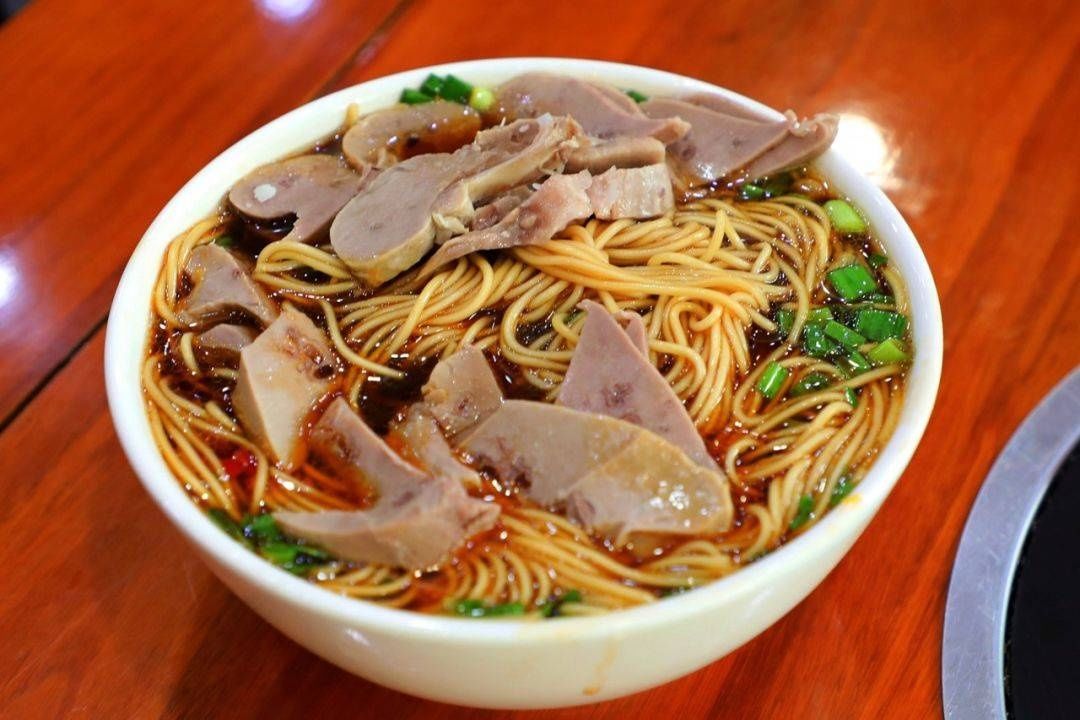  寒意|寒意袭来 是时候来一碗热腾腾的羊肉面啦