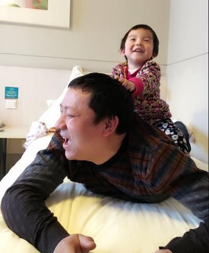 小鱼|“宁愿养俩儿子,也不想生一个女儿”,90后宝妈的心里话,太现实