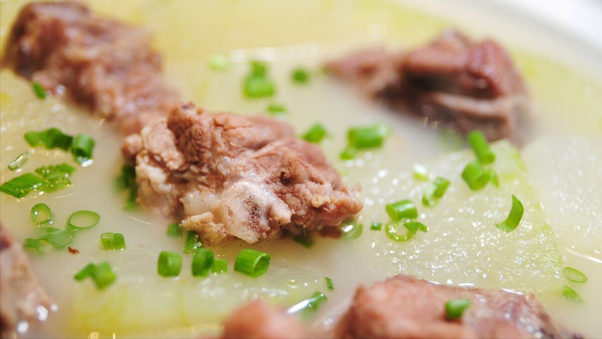 强筋健骨|多喝骨汤并不补钙!真正补钙的八种食物,强筋健骨,不妨多吃些