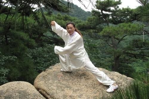 百岁国医大师的养生之道，从四个方面做起，长寿也有希望