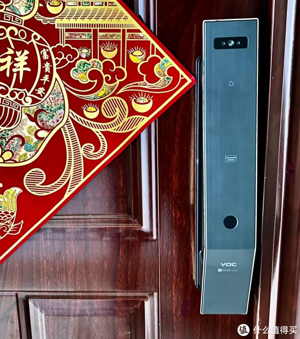 人脸识别|指纹门锁过时了？解放双手的人脸识别智能锁，到家秒开门