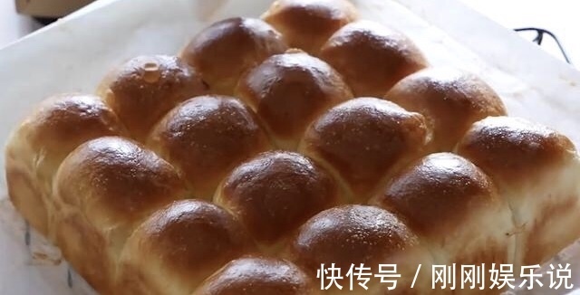 面食新吃法,隔三差五做一次,松软香甜,特美味,吃3次还嫌不够