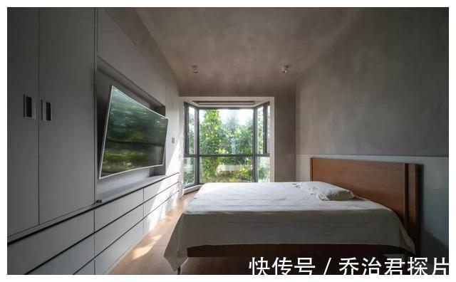 水泥|为解压，70后大叔“极简”装新房，全屋毛坯水泥风，舒适有格调！