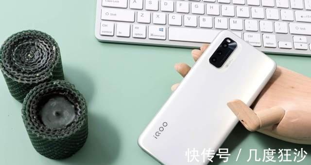 P50Pro|跑分比麒麟9000更高，价格却不到P50 Pro一半，友商良心旗舰