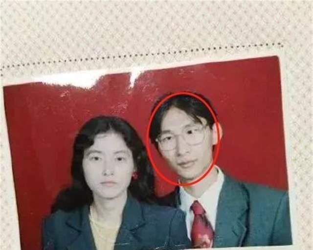 一组“失败结婚照”走红,每张都有“亮点”,看你能憋笑到第几张