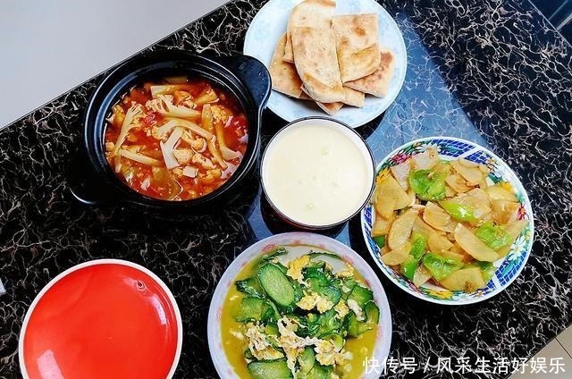 小厨|晒晒我家的上周晚餐,农村家庭自给自足,一周花了不到60元!