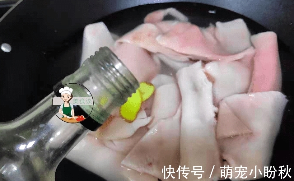 菜市场碰到它别手软,一次买10斤,炸一锅存冰箱,随吃随取,方便