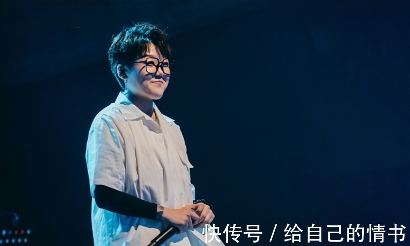 奶茶|孫楠曾翻唱的《善變》原唱,王靖雯是如何,從奶茶店小妹到歌手?